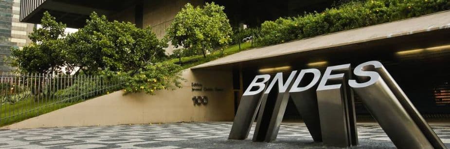 BNDES: Publicado edital com oferta de 900 vagas para Analista