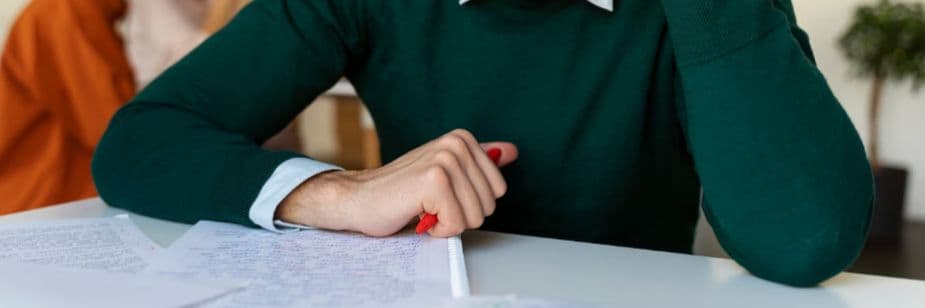 3 erros comuns ao estudar legislação para concursos (e como evitá-los)