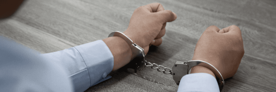 Proibição de Prisão Domiciliar para Líderes de Organização Criminosa: Entendimento Legislativo e Jurisprudencial 